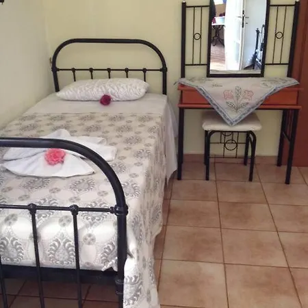 Dimitris Family House Holiday home *